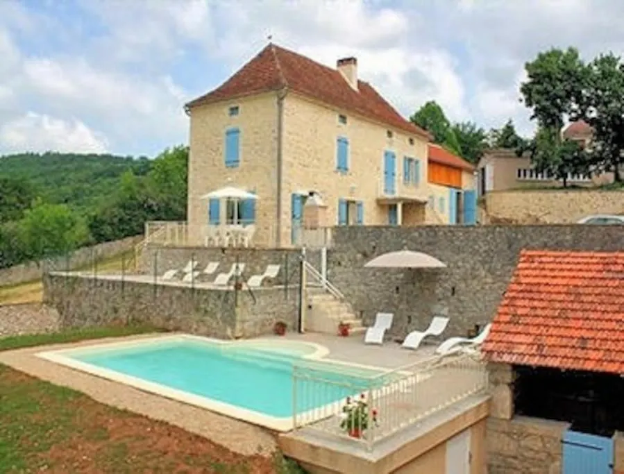 Holiday home Gite St Cirq Lapopie Piscine Vue Imprenable Tour-de-Faure France