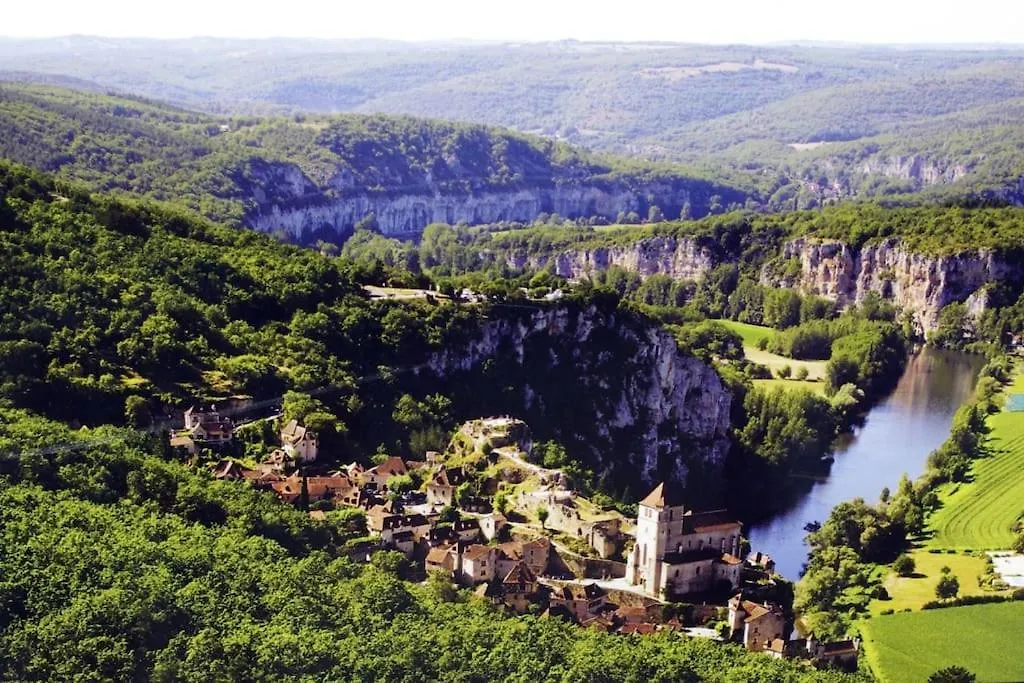 Gite St Cirq Lapopie Piscine Vue Imprenable Tour-de-Faure